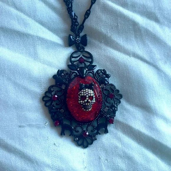 Betsey Johnson Dark Forest necklace. Vintage. - Picture 1 of 4